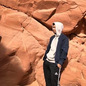 Meet your Posher, Gabriel